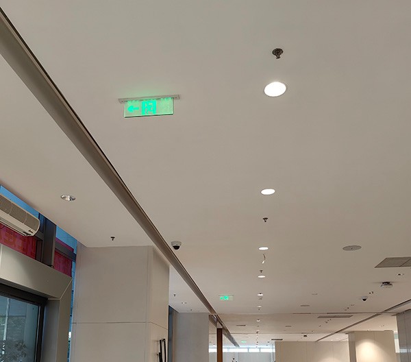 智能疏散系統(tǒng)是否能夠區(qū)分不同類型的緊急情況？