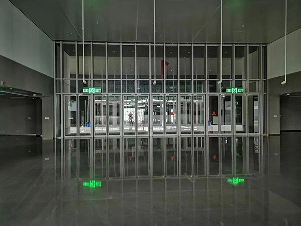 智能疏散系統(tǒng)如何保證在復雜環(huán)境下的穩(wěn)定性？