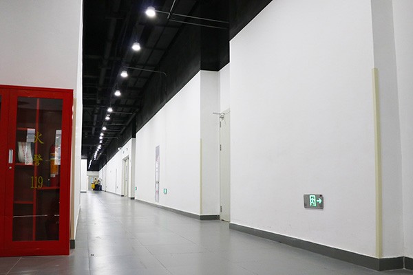 智能疏散系統(tǒng)能否應(yīng)對(duì)多種類型的緊急情況？