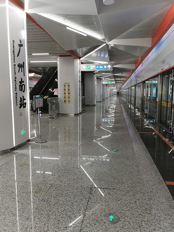 智能消防應(yīng)急照明系統(tǒng)的亮度調(diào)節(jié)機制是怎樣的？