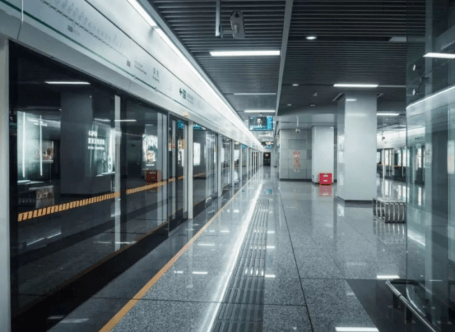 智能疏散照明系統(tǒng)如何與其他應急設施配合？